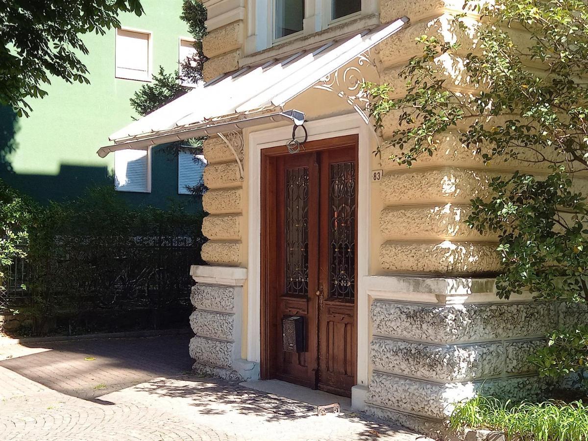 5-Zimmer-Appartement In Historischer Privatvilla, Meran Zentrum, Kostenloser Parkplatz Exterior photo